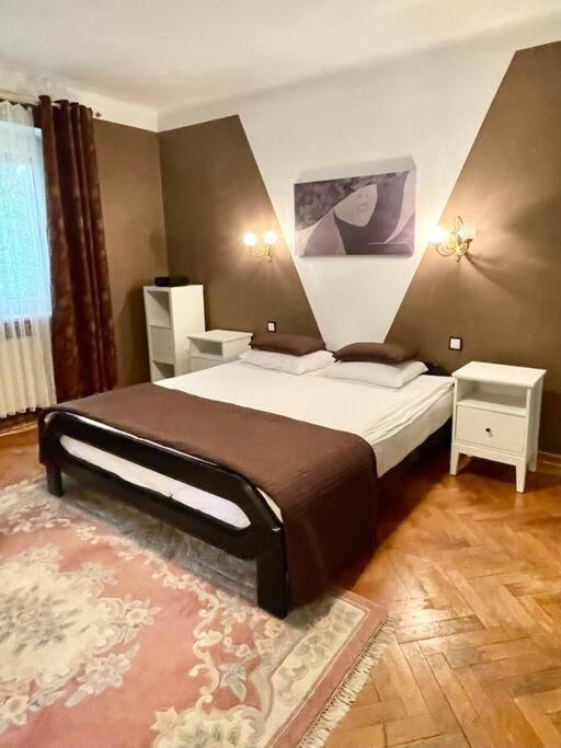 Beautiful Villa With Garden In Milanowek Екстер'єр фото